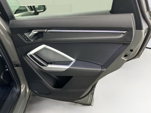 Used 2023 Audi Q3 2.0T Premium Plus w/ Premium Plus Package image 32