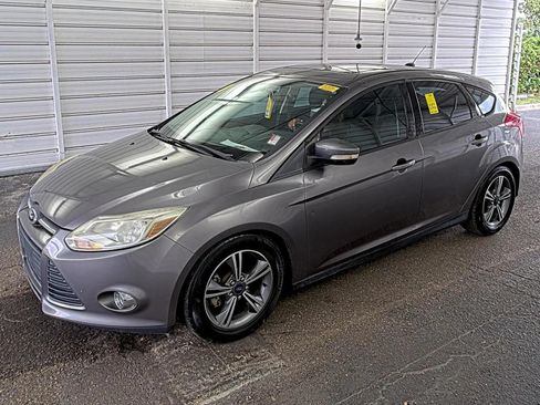 Used 2014 Ford Focus SE w/ SE Sport Package FWD image 29