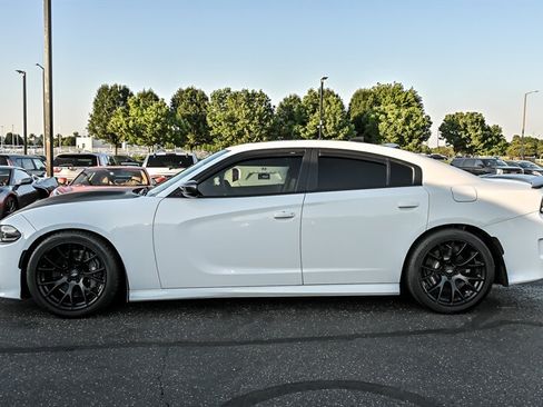 Used 2018 Dodge Charger R/T w/ Dynamics Package RWD image 6