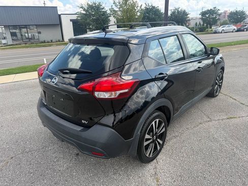 Used 2018 Nissan Kicks SV FWD image 6