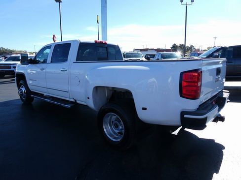 Used 2018 GMC Sierra 3500 Denali w/ Duramax Plus Package image 7