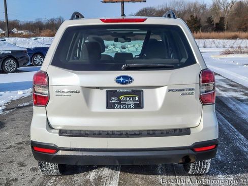 Used 2015 Subaru Forester 2.5i Premium image 5