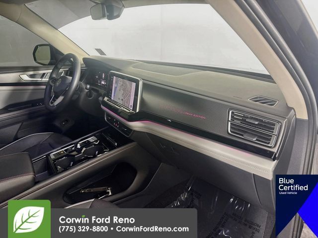 Used 2024 Volkswagen Atlas Peak Edition SEL AWD/4WD image 34