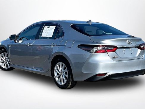 Used 2024 Toyota Camry LE w/ Convenience Package FWD image 5