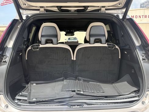 Used 2026 Volvo XC90 B5 Plus w/ Protection Package AWD/4WD image 29