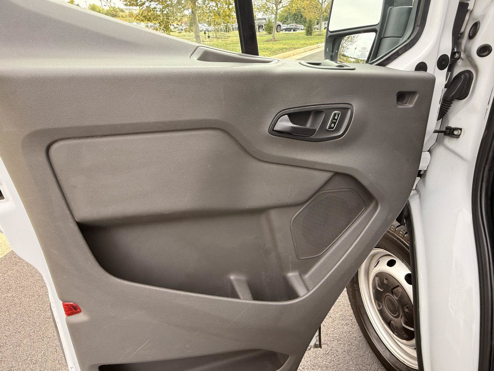 Used 2023 Ford Transit 350 XL RWD image 12