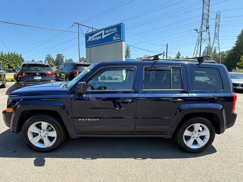 Used 2013 Jeep Patriot Sport w/ PWR Value Group FWD image 2