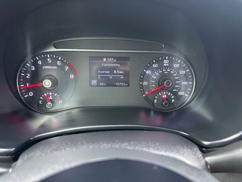 Used 2020 Kia Soul LX image 9