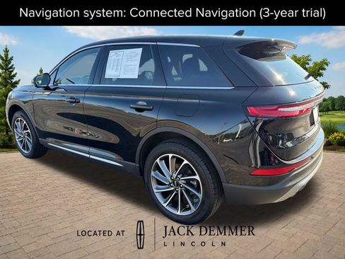 Used 2024 Lincoln Corsair AWD w/ Equipment Group 101A image 5