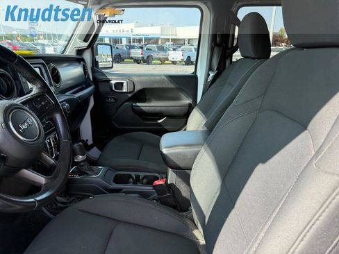 Used 2020 Jeep Wrangler Unlimited Sport S image 10