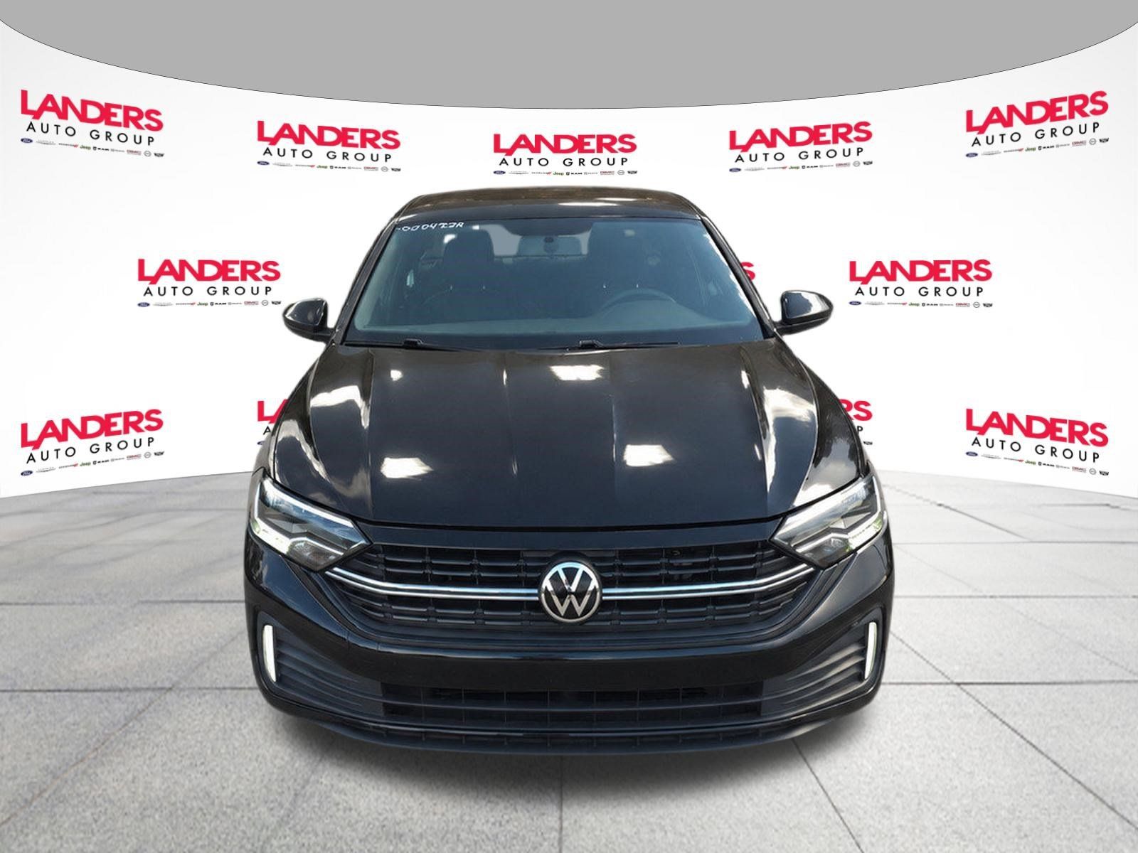 Used 2022 Volkswagen Jetta Sport FWD image 2