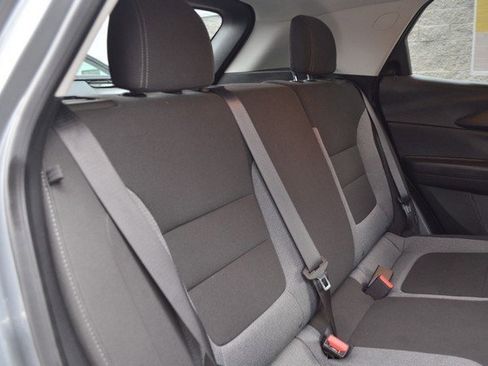 Used 2025 Chevrolet TrailBlazer LT image 35