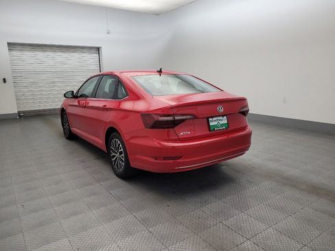 Used 2020 Volkswagen Jetta SE w/ SE Cold Weather Package FWD image 5