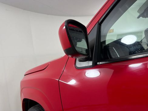Used 2022 Nissan Frontier SV RWD image 13