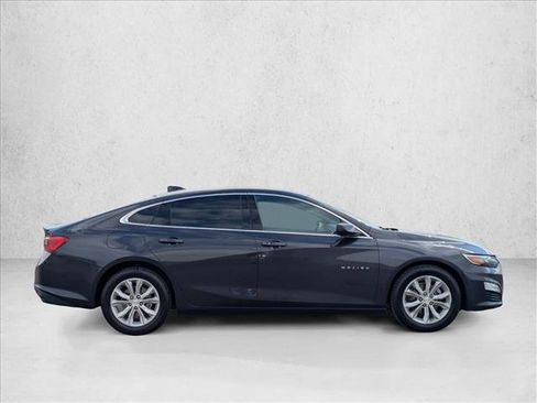 Used 2023 Chevrolet Malibu LT w/ Driver Confidence Package FWD image 4