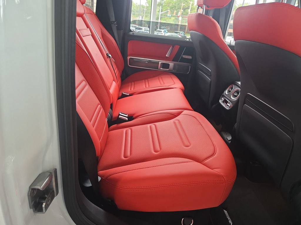 New 2027 Mercedes-Benz G 580 e image 15