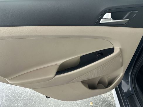 Used 2019 Hyundai Tucson SEL image 34