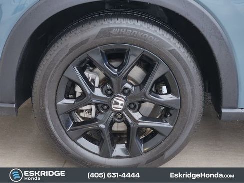 Used 2025 Honda HR-V Sport image 13