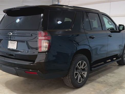 Certified 2024 Chevrolet Tahoe Z71 w/ Luxury Package image 8