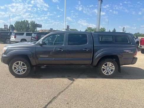 Used 2012 Toyota Tacoma 4x4 Double Cab w/ TRD Sport Upgrade Pkg image 4