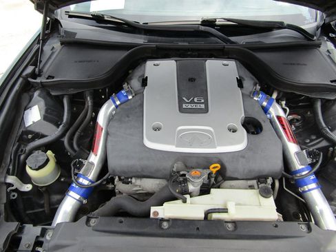 Used 2010 INFINITI G37 Journey w/ Premium Pkg image 11