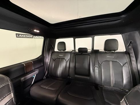 Used 2017 Ford F250 Platinum w/ Platinum Ultimate Package image 33