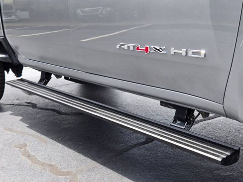Used 2024 GMC Sierra 2500 AT4X AWD/4WD image 18