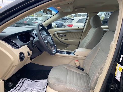 Used 2015 Ford Taurus SE FWD image 9