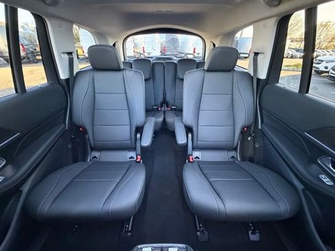 New 2026 Mercedes-Benz GLS 450 4MATIC image 15