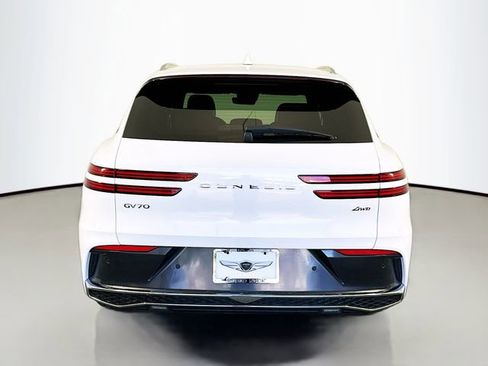 New 2026 Genesis GV70 2.5T Advanced image 6