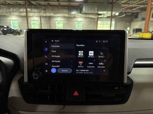 Used 2025 Toyota RAV4 XLE w/ Convenience Package AWD/4WD image 20