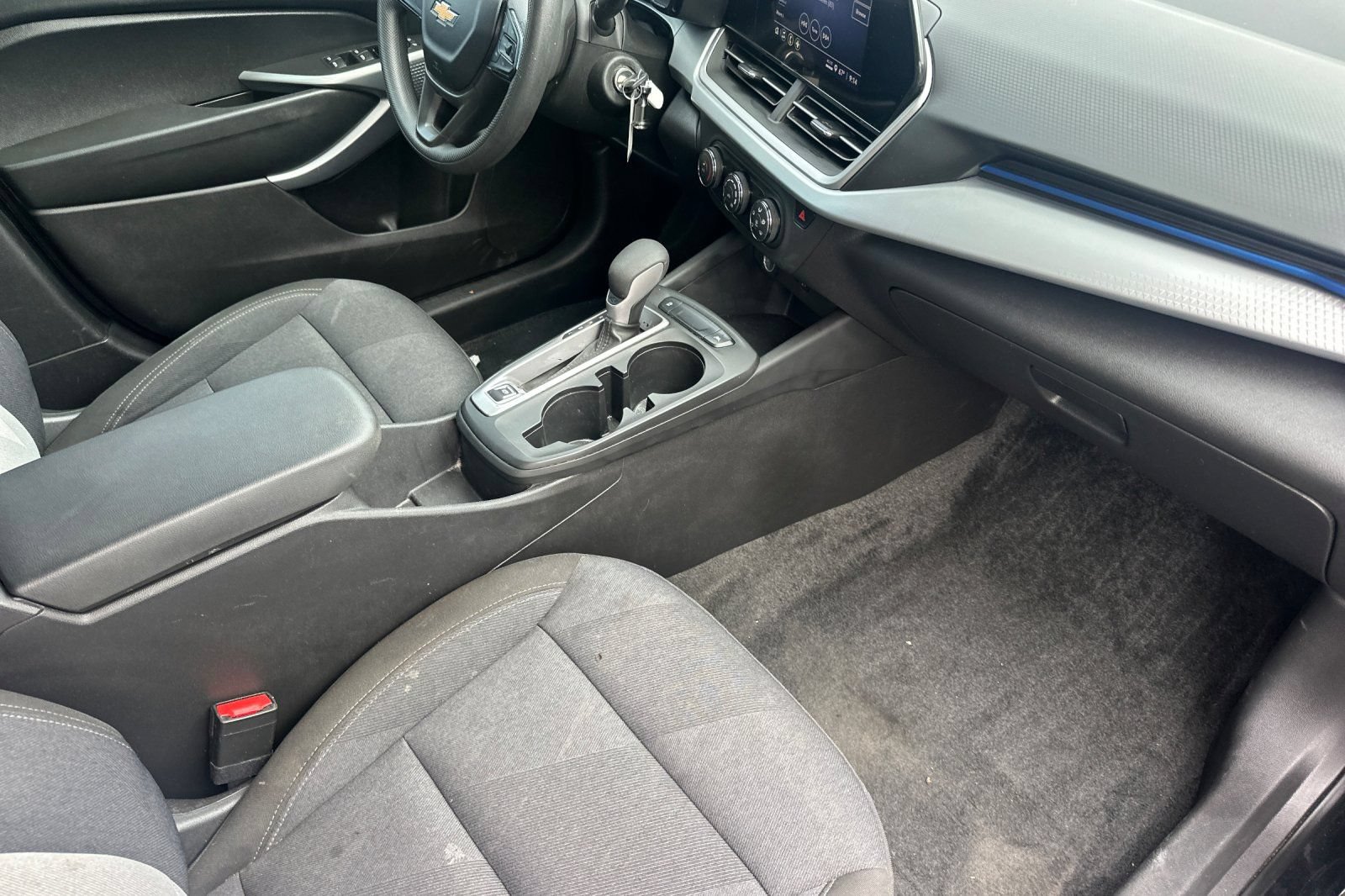 Used 2024 Chevrolet Trax LS FWD image 18