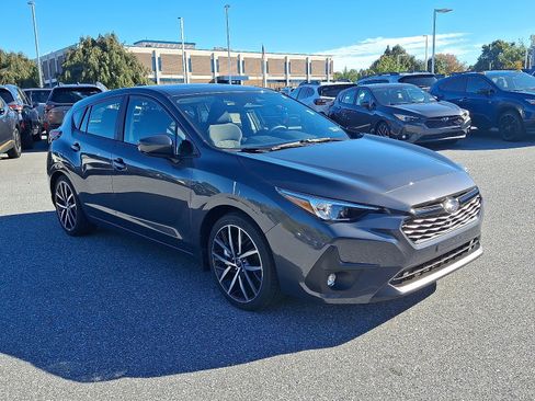 Certified 2025 Subaru Impreza 2.0i Sport image 3