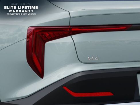 New 2026 Kia K4 FWD image 12