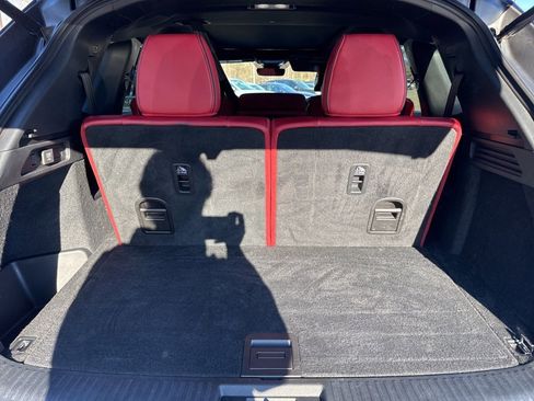 Used 2023 Acura MDX A-Spec image 10