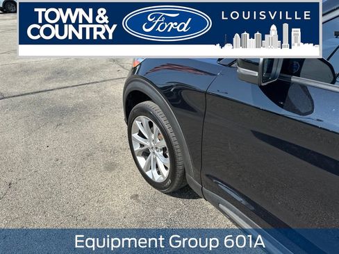 Used 2022 Ford Explorer Platinum AWD/4WD image 9