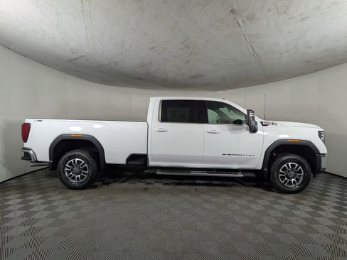 New 2026 GMC Sierra 2500 SLE w/ SLE Value Package; AWD/4WD image 6