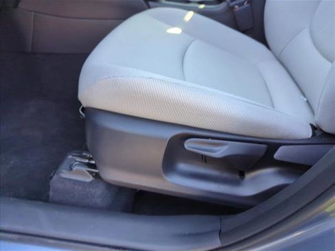 New 2026 Toyota Corolla Cross L image 10