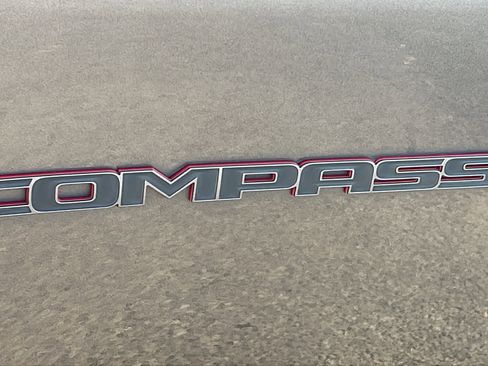 Used 2019 Jeep Compass Trailhawk image 28