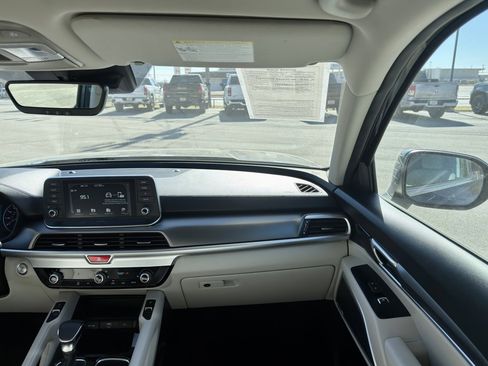 Used 2020 Kia Telluride S w/ S 8 Passenger Seating Package image 18