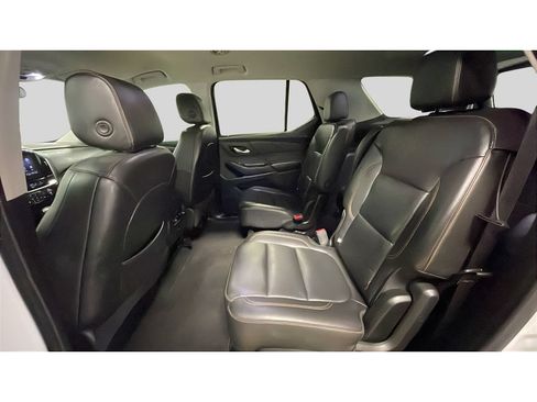 Used 2021 Chevrolet Traverse LT AWD/4WD image 15