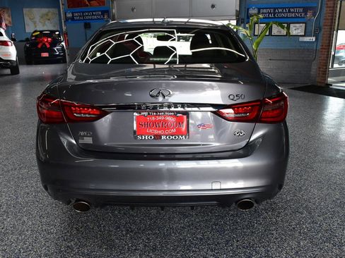 Used 2019 INFINITI Q50 Luxe w/ Essential Package (3.0T Luxe) AWD/4WD image 4