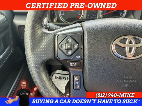 Used 2018 Toyota 4Runner TRD Off-Road Premium AWD/4WD image 26
