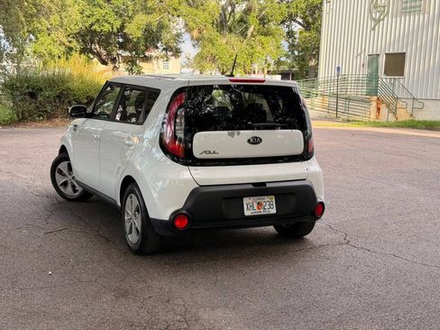 Used 2016 Kia Soul FWD image 5