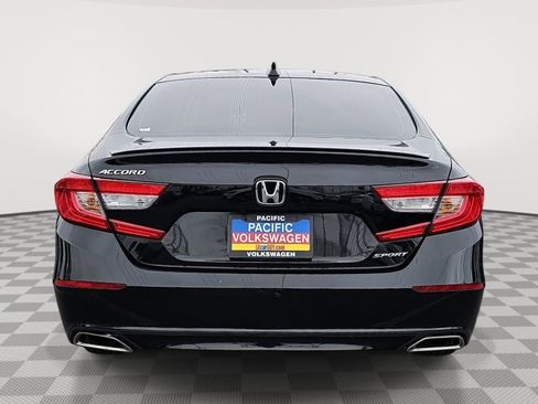 Used 2022 Honda Accord Sport image 6
