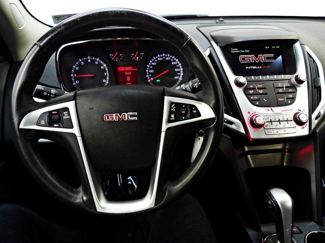 Used 2015 GMC Terrain SLE w/ Convenience Package AWD/4WD image 17