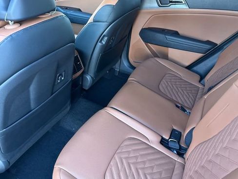 New 2026 Kia Sportage X-Line w/ X-Line Technology Package AWD/4WD image 14