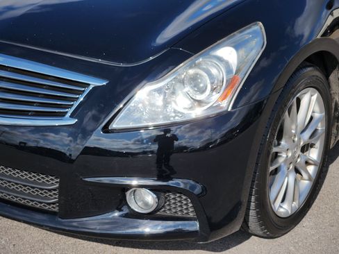 Used 2011 INFINITI G37 Journey w/ Premium Pkg RWD image 11