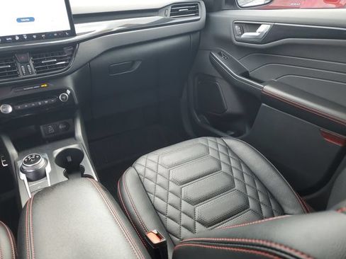 Used 2024 Ford Escape ST-Line Elite w/ Premium Technology Package AWD/4WD image 24