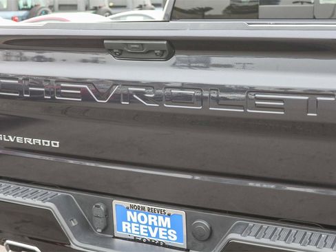 Used 2024 Chevrolet Silverado 1500 LT Trail Boss w/ Convenience Package II image 12